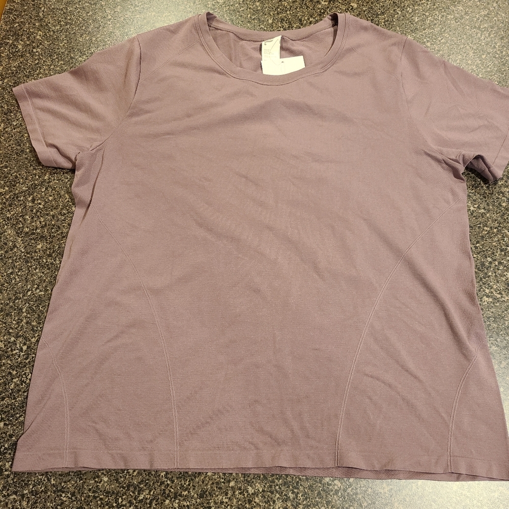 Fabletics Lavender Short Sleeve Tee